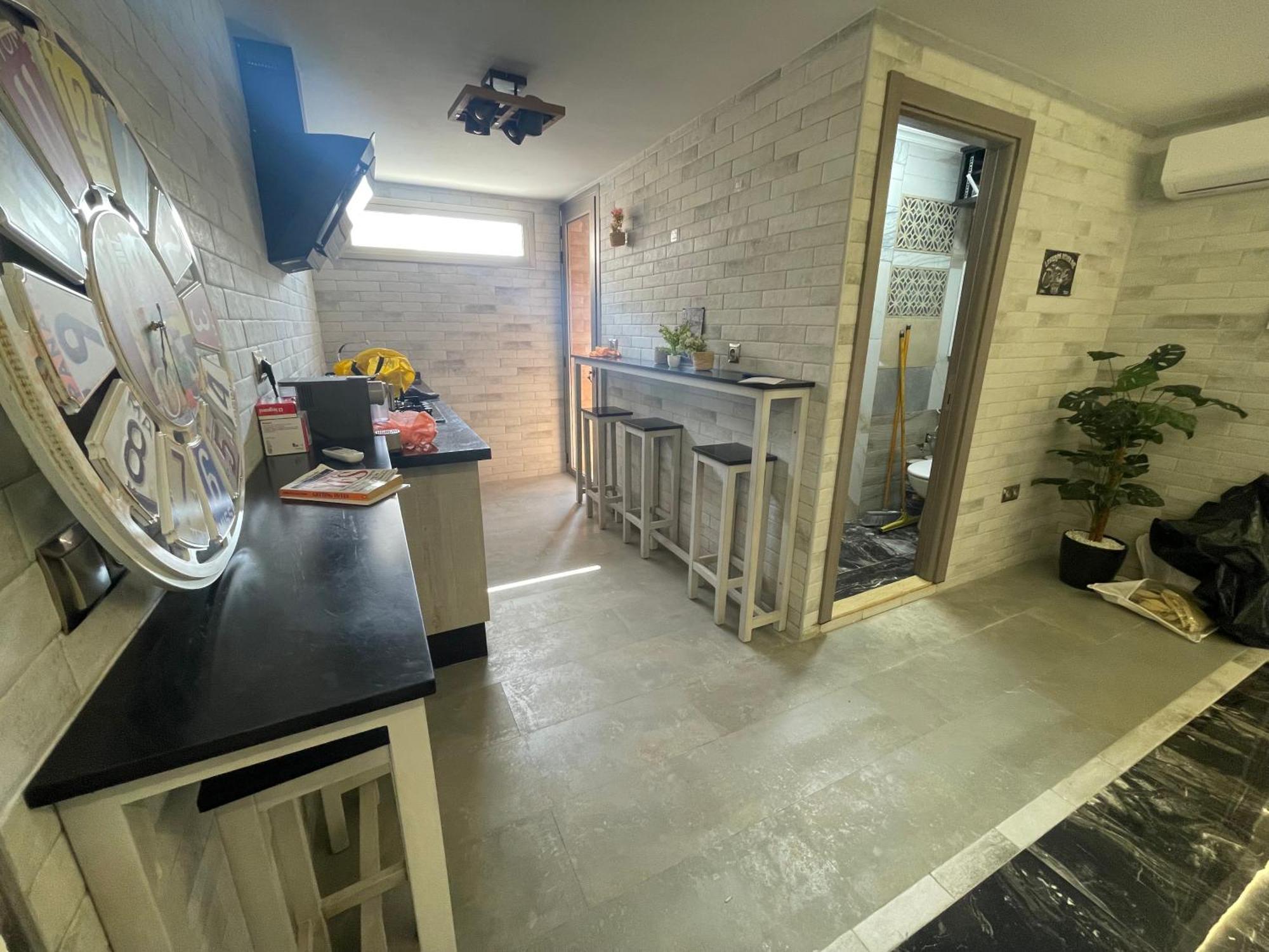 Anni Guesthouse Hostel Мартил Екстериор снимка