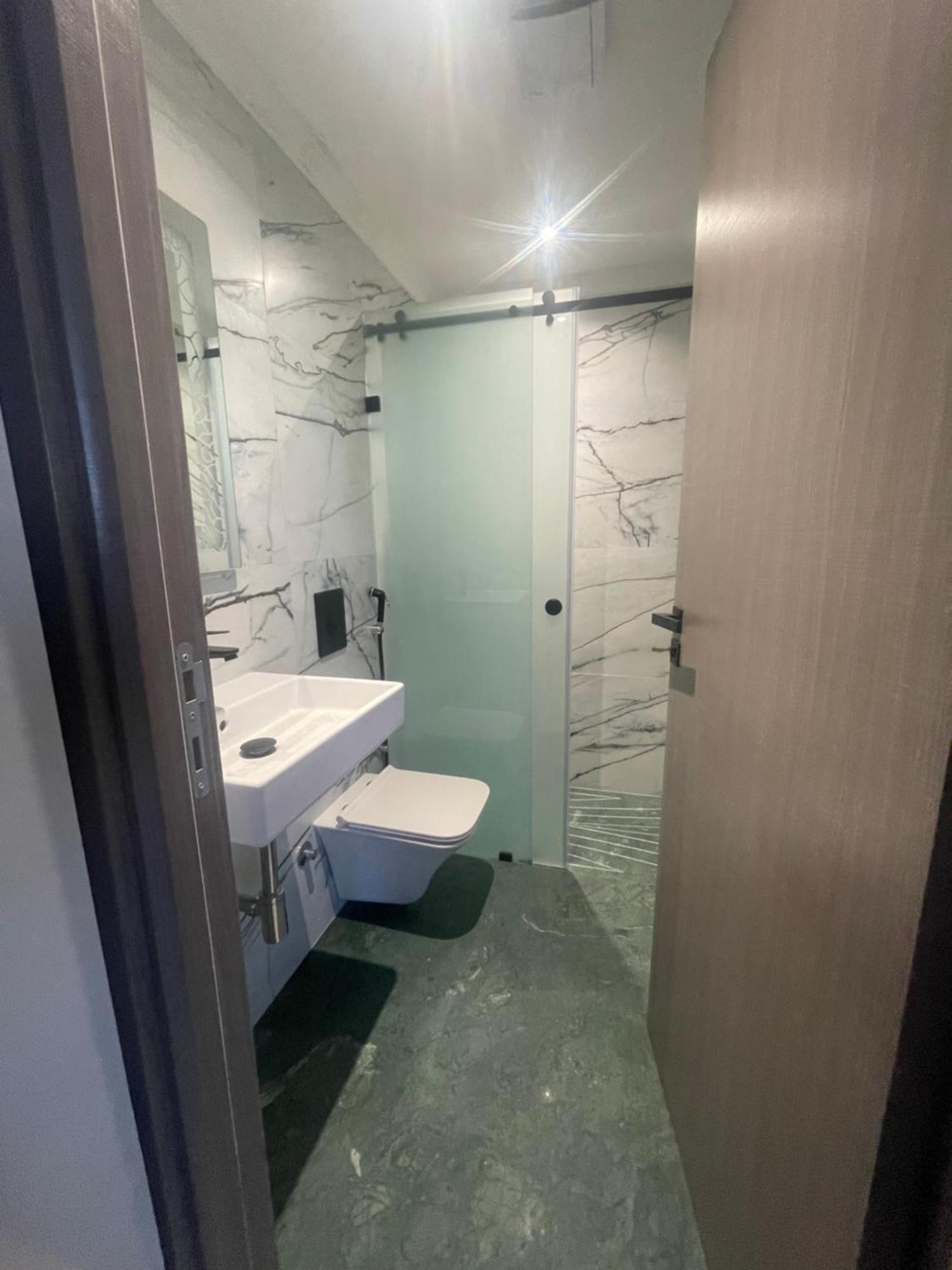 Anni Guesthouse Hostel Мартил Екстериор снимка