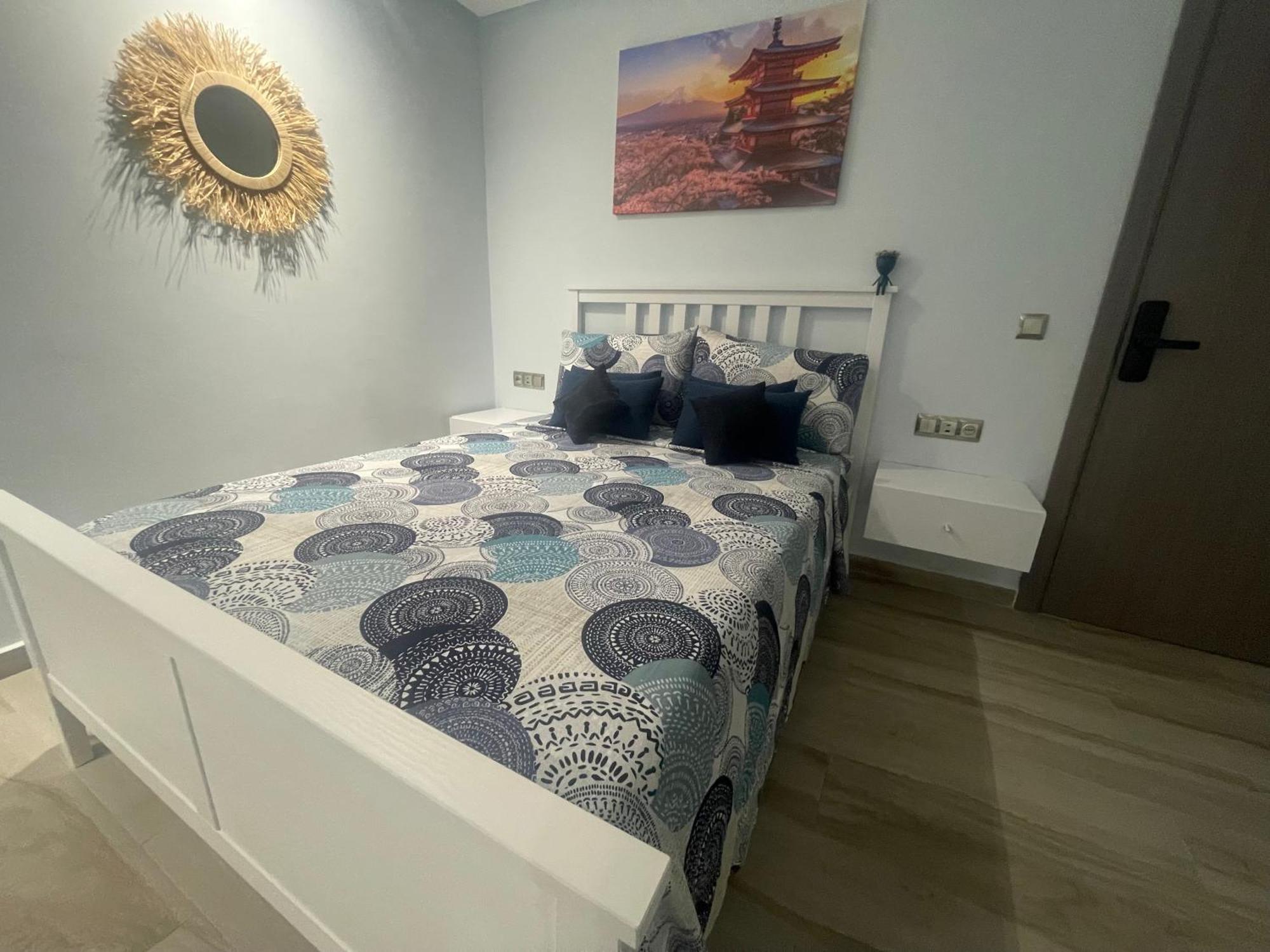 Anni Guesthouse Hostel Мартил Екстериор снимка