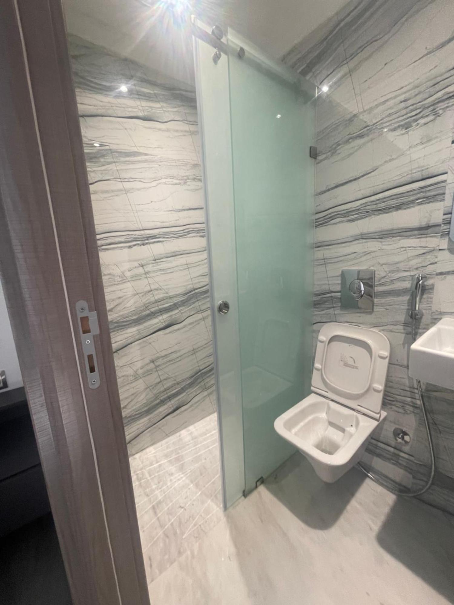 Anni Guesthouse Hostel Мартил Екстериор снимка