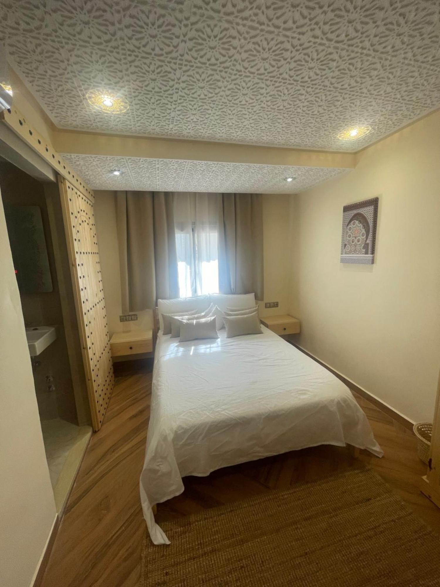 Anni Guesthouse Hostel Мартил Екстериор снимка