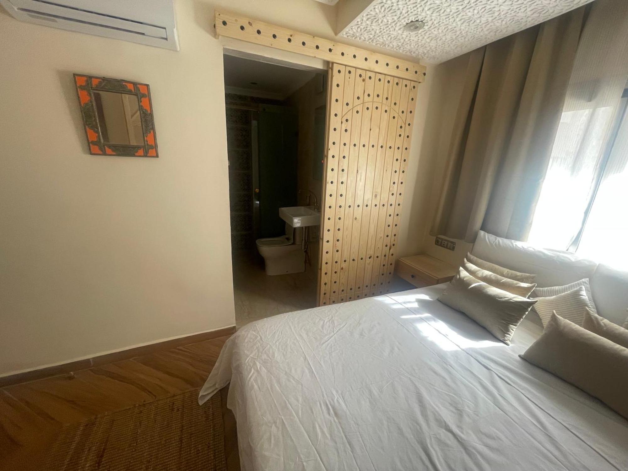 Anni Guesthouse Hostel Мартил Екстериор снимка